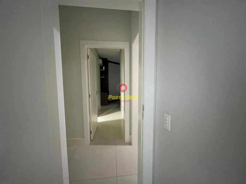 CASA À VENDA NO CONDADO DE CAPÃO: 11ª foto da galeria de imagens do imóvel