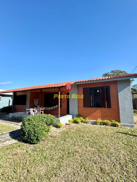 CASA TÉRREA 525M² DE TERRENO | PRÓXIMA AO CENTRO DE ATLÂNTIDA: 2ª foto da galeria de imagens do imóvel