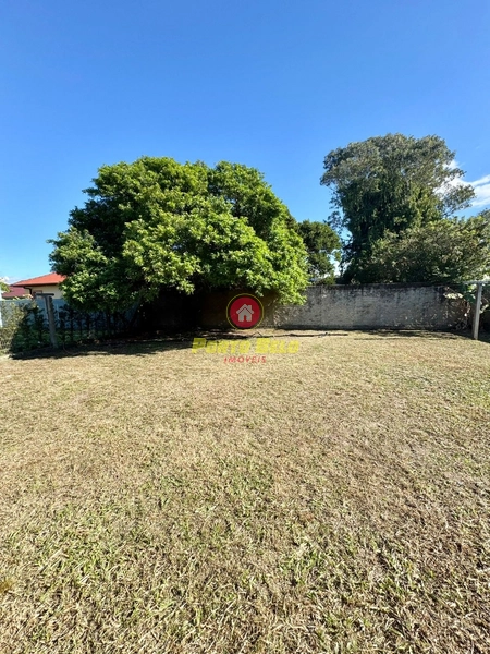 CASA TÉRREA 525M² DE TERRENO | PRÓXIMA AO CENTRO DE ATLÂNTIDA: 3ª foto da galeria de imagens do imóvel