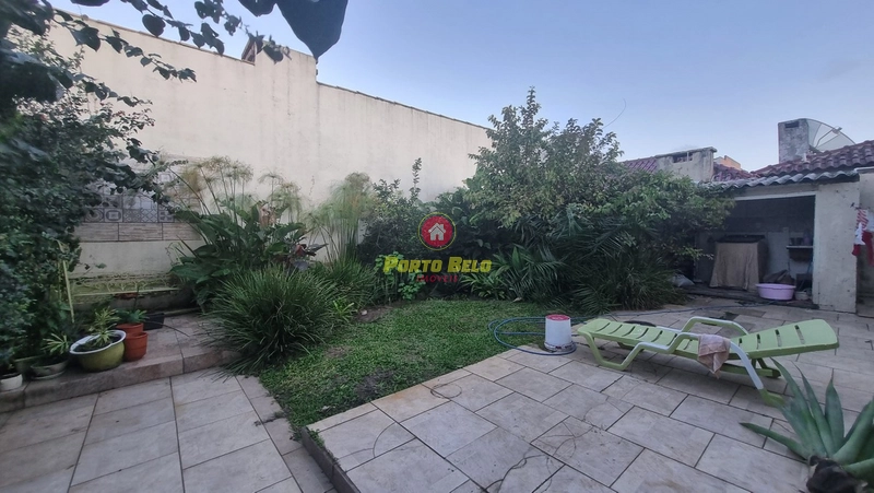 CASA EM AVENIDA COM VISTA PARA O CAMPO: 22ª foto da galeria de imagens do imóvel