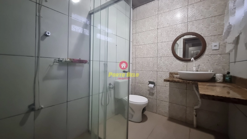 CASA EM AVENIDA COM VISTA PARA O CAMPO: 13ª foto da galeria de imagens do imóvel