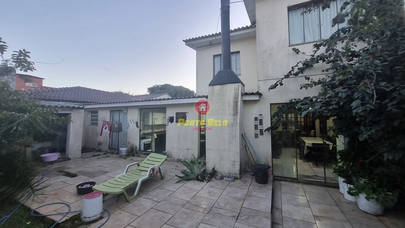 CASA EM AVENIDA COM VISTA PARA O CAMPO: 21ª foto da galeria de imagens do imóvel