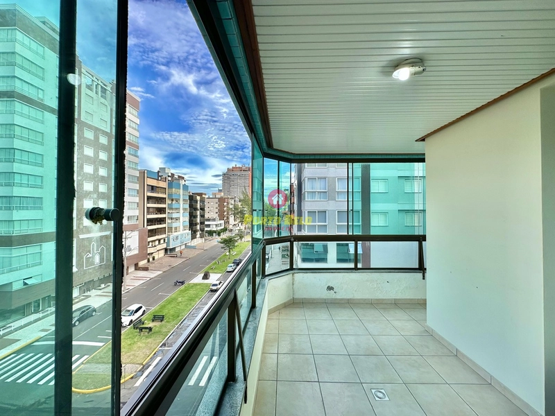 APARTAMENTO EM CAPÃO DA CANOA COM VISTA PARA O MAR!: 3ª foto da galeria de imagens do imóvel