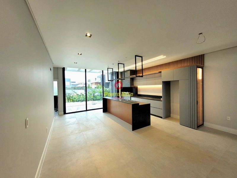 CASA Á VENDA EM CONDOMINIO: 8ª foto da galeria de imagens do imóvel
