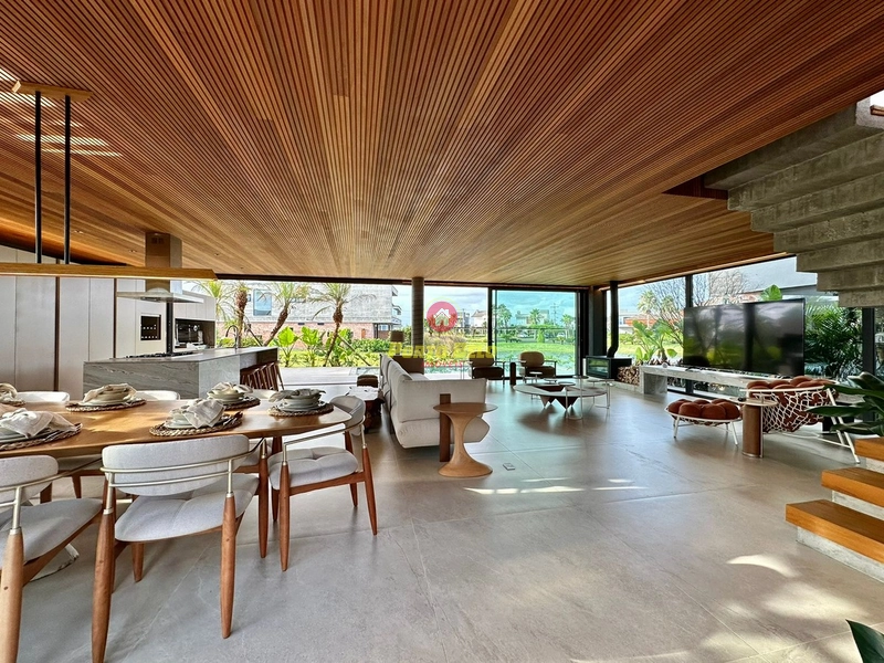 CASA Á VENDA!!!: 6ª foto da galeria de imagens do imóvel