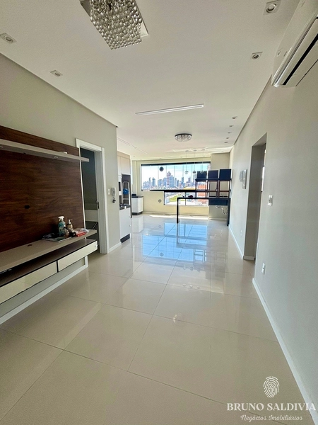 Apartamento pronto e semi-mobiliado em Balneário Perequê: 2ª foto da galeria de imagens do imóvel