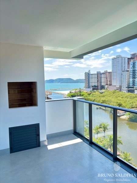 Apartamento recém entregue com vista para o mar e vaga para Jetski