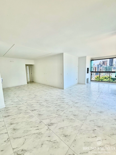 : 2ª foto da galeria de imagens do imóvel