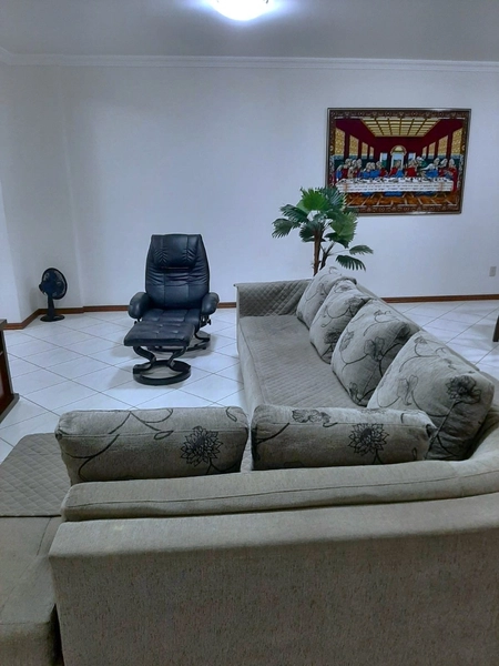 Amplo Apartamento a 200m da praia: 24ª foto da galeria de imagens do imóvel