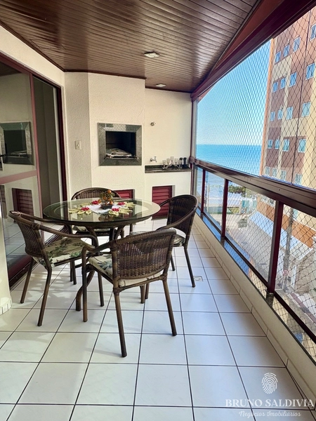 Apartamento á 30m do mar: 10ª foto da galeria de imagens do imóvel