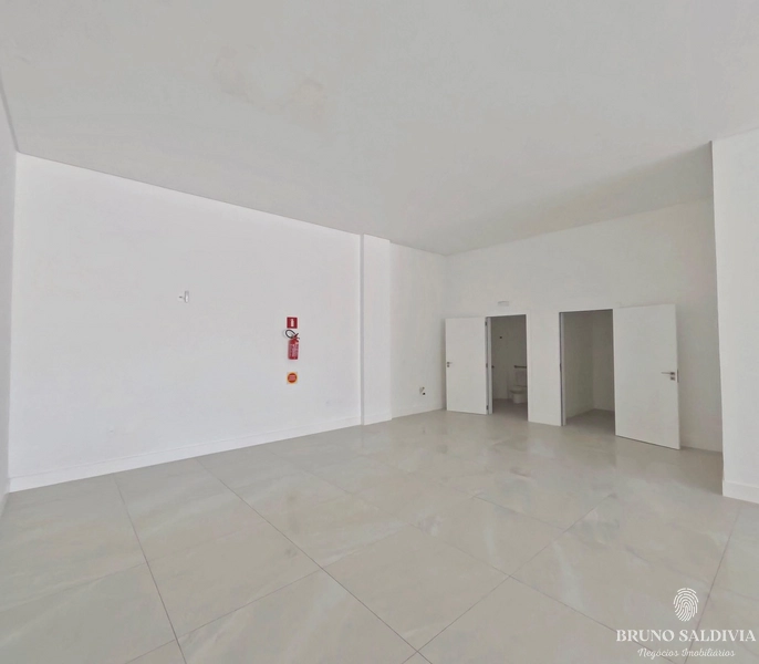 Sala Comercial - Torre di Giuseppe: 6ª foto da galeria de imagens do imóvel