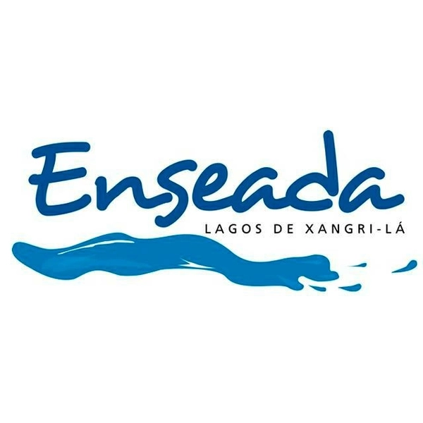 Casa à venda no condomínio Enseada