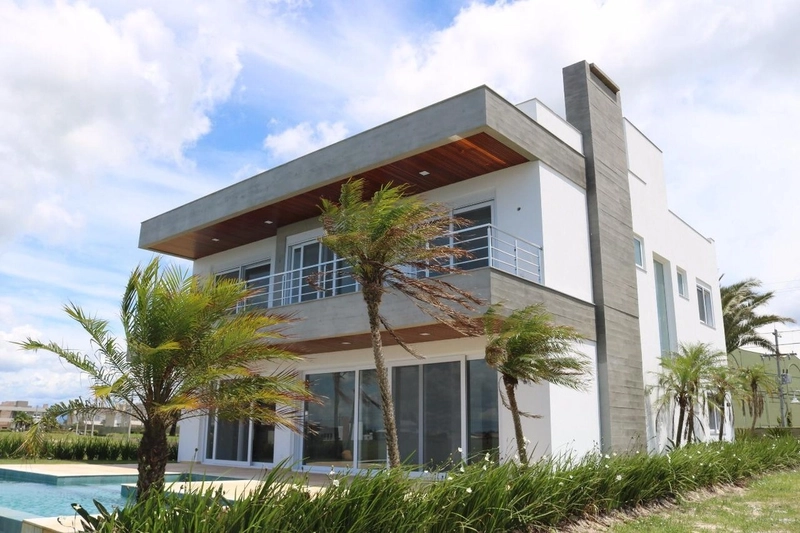 Ótima casa à venda no condomínio Enseada