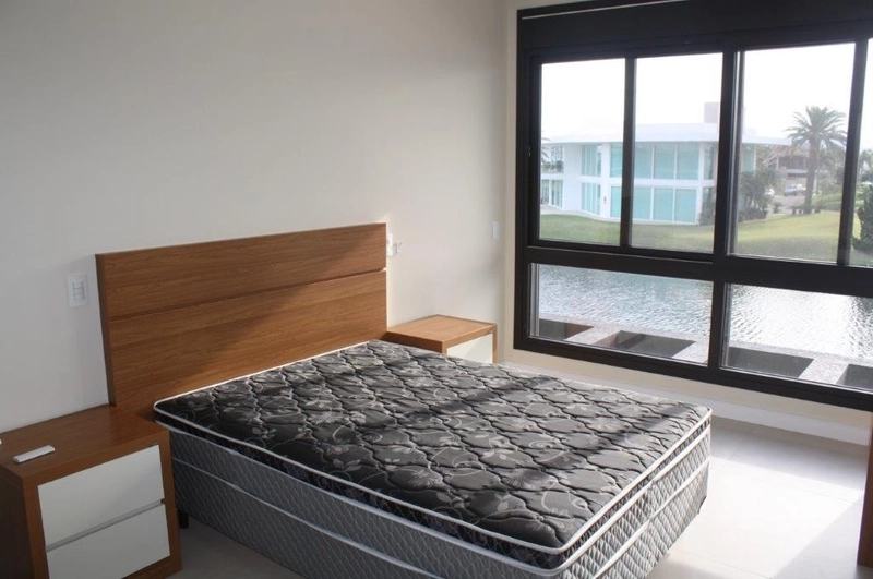 Casa à venda no condomínio Enseada: 38ª foto da galeria de imagens do imóvel