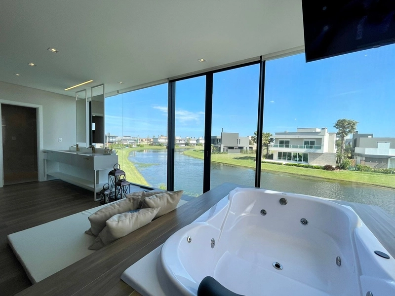 Casa à venda no condomínio Enseada: 31ª foto da galeria de imagens do imóvel