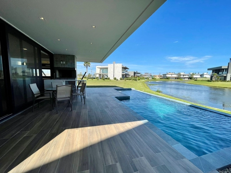 Casa à venda no condomínio Enseada: 48ª foto da galeria de imagens do imóvel