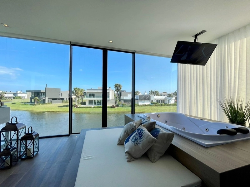 Casa à venda no condomínio Enseada: 30ª foto da galeria de imagens do imóvel