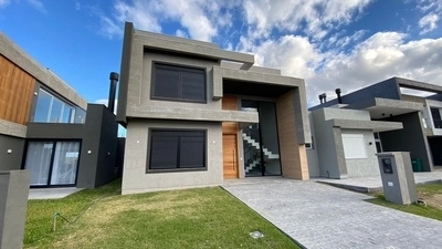 Casa à venda no condomínio Blue: 1ª foto da galeria de imagens do imóvel