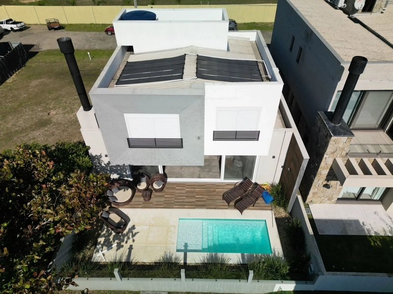 Casa à venda no condomínio Blue: 2ª foto da galeria de imagens do imóvel