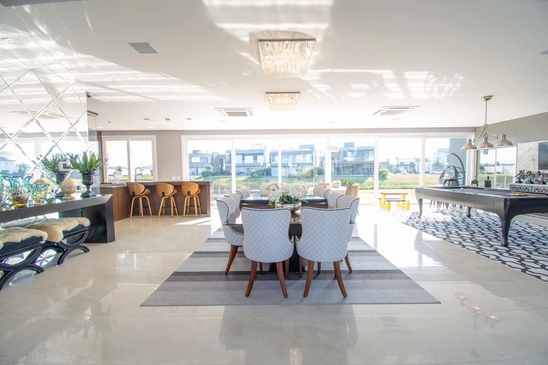 Mansão à venda no condomínio Enseada: 4ª foto da galeria de imagens do imóvel