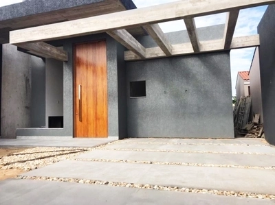 Casa à venda no condomínio Riviera