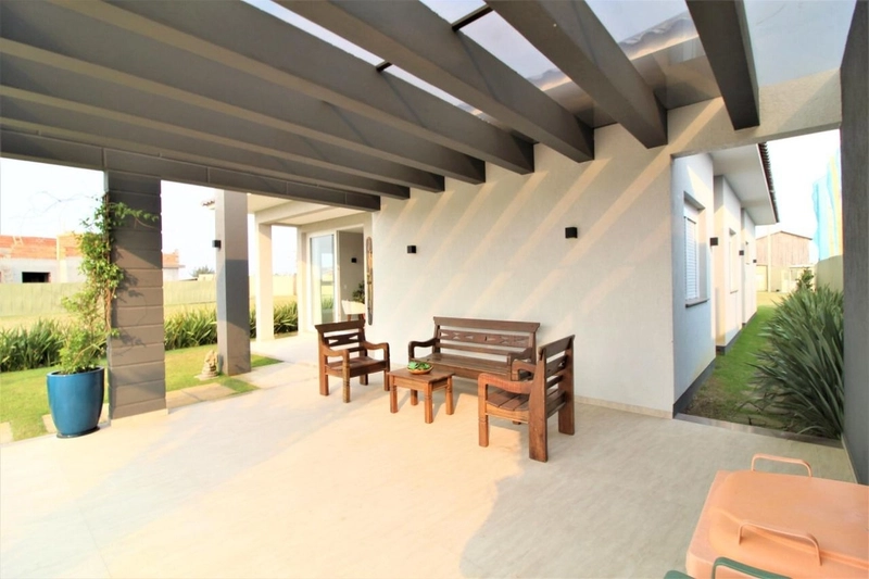 Casa à venda no condomínio Riviera: 3ª foto da galeria de imagens do imóvel