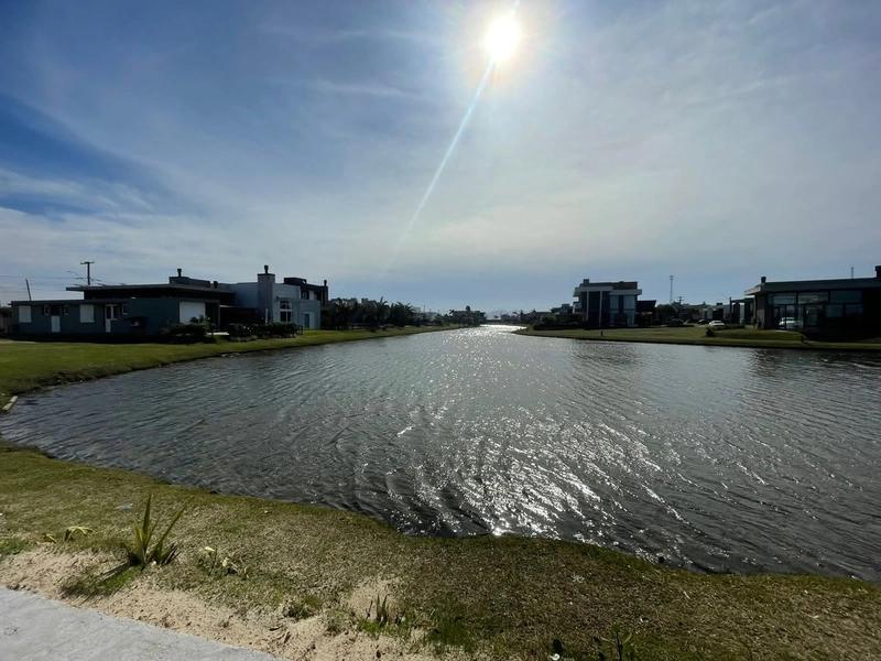 Casa à venda no condomínio Riviera: 20ª foto da galeria de imagens do imóvel