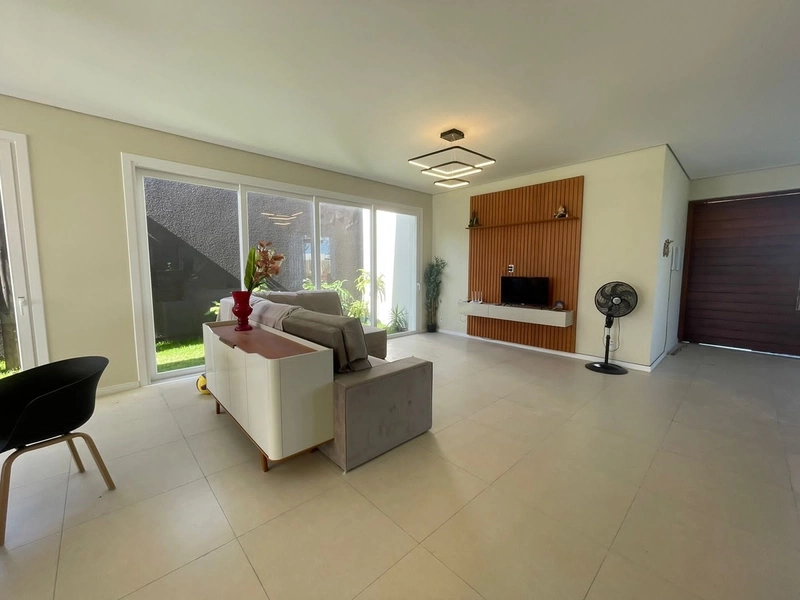 Casa à venda no condomínio Riviera: 3ª foto da galeria de imagens do imóvel