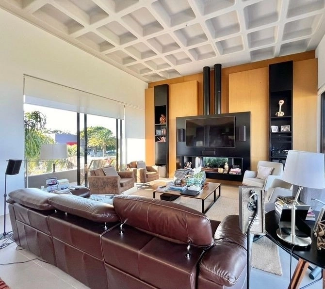 Casa à venda em condomínio fechado -Dubai: 6ª foto da galeria de imagens do imóvel