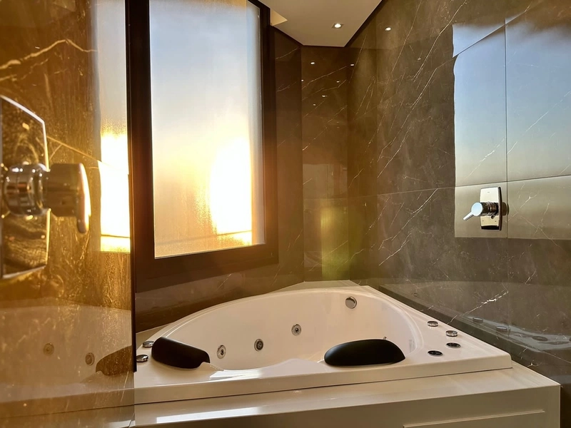 Casa à venda no condomínio Dubai: 54ª foto da galeria de imagens do imóvel