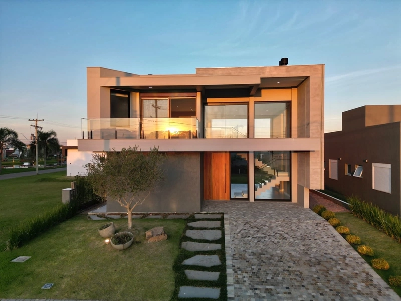 Casa à venda no condomínio Dubai