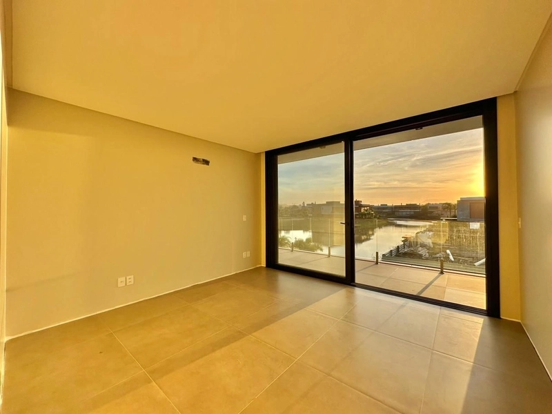 Casa à venda no condomínio Dubai: 20ª foto da galeria de imagens do imóvel