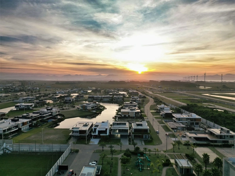 Casa à venda no condomínio Dubai: 4ª foto da galeria de imagens do imóvel