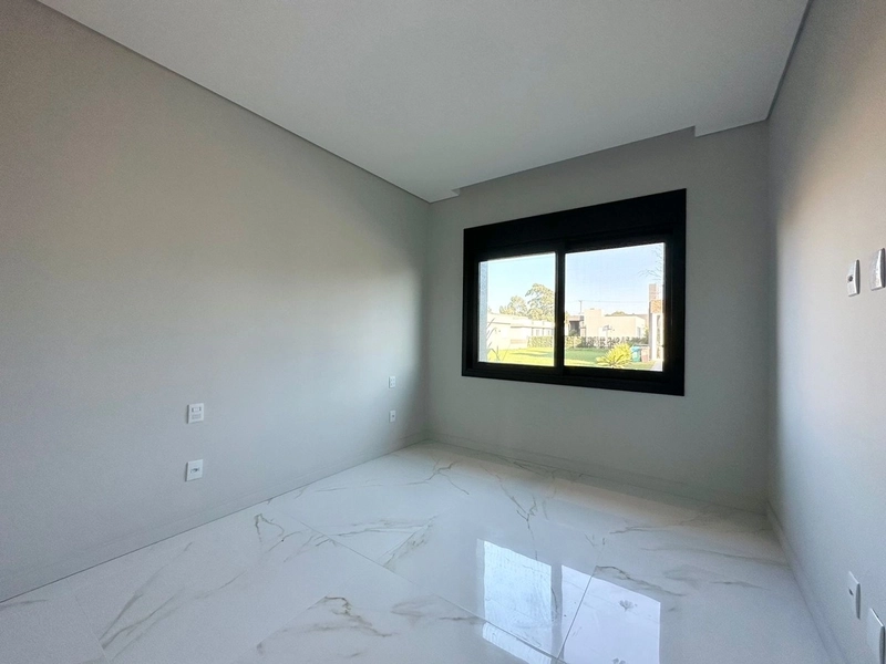 Casa à venda no condomínio Dubai: 4ª foto da galeria de imagens do imóvel