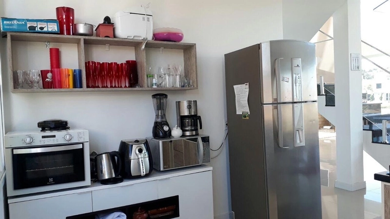 Casa à venda no condomínio Dubai: 6ª foto da galeria de imagens do imóvel