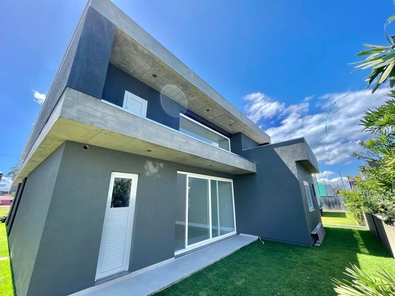 Casa à venda no condomínio Dubai: 18ª foto da galeria de imagens do imóvel