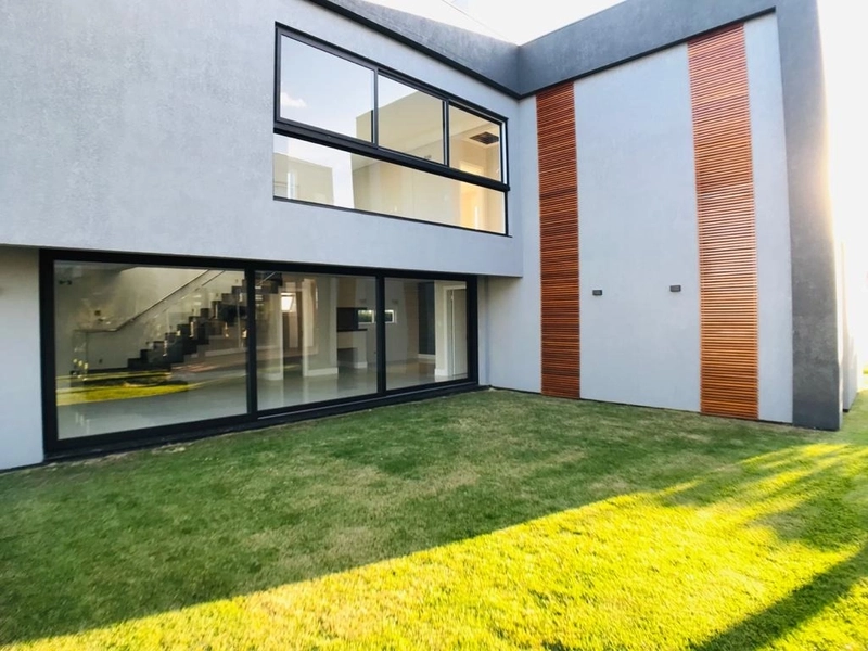 Casa à venda em condomínio fechado - Dubai: 5ª foto da galeria de imagens do imóvel