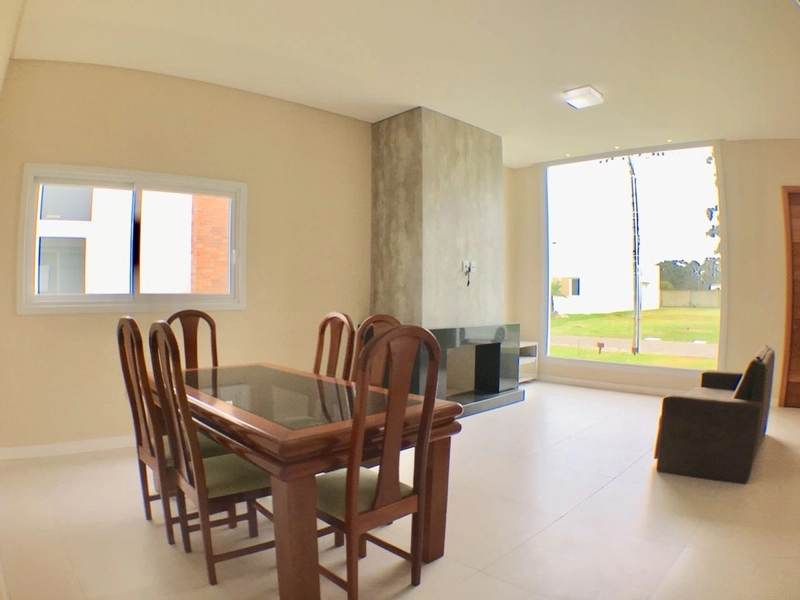 Casa à venda no condomínio Dubai: 8ª foto da galeria de imagens do imóvel