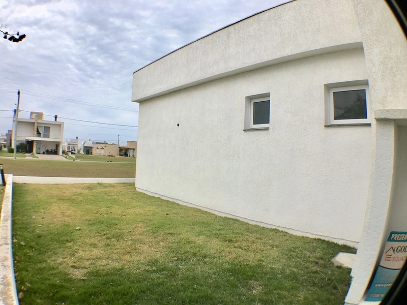 Casa à venda no condomínio Dubai: 5ª foto da galeria de imagens do imóvel