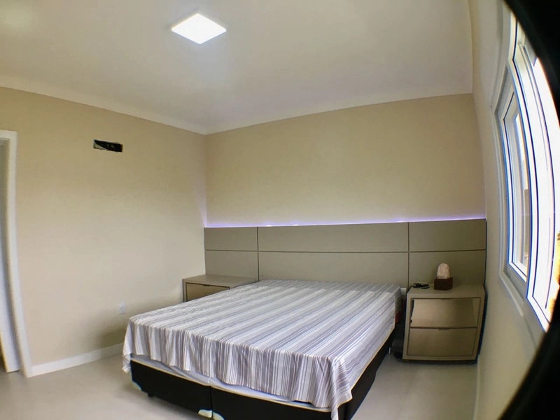 Casa à venda no condomínio Dubai: 28ª foto da galeria de imagens do imóvel