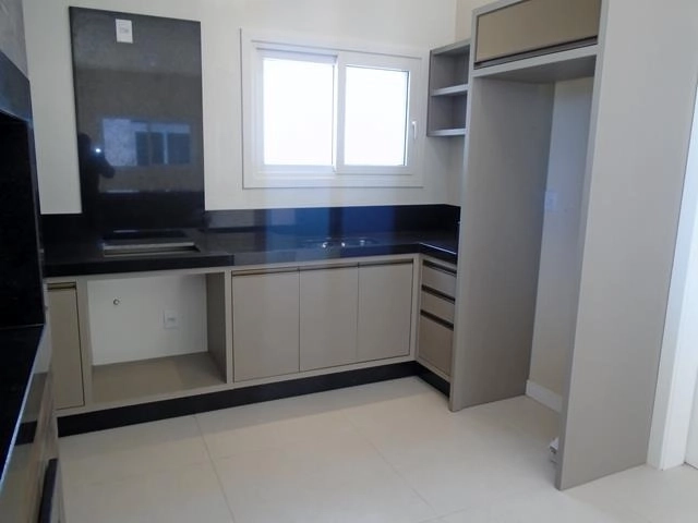 Casa à venda no condomínio Dubai: 14ª foto da galeria de imagens do imóvel