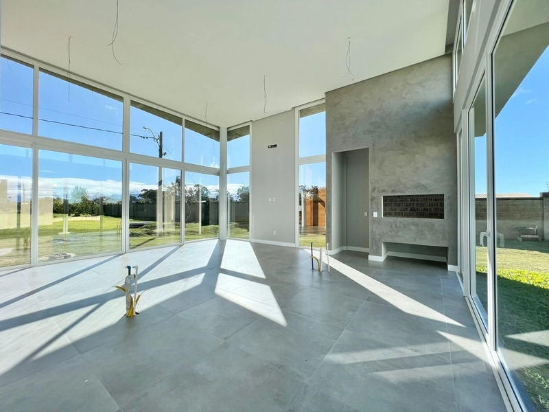 Casa à venda no condomínio Dubai: 4ª foto da galeria de imagens do imóvel