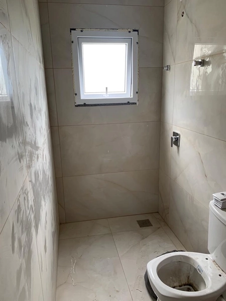 Casa à venda no condomínio Dubai: 9ª foto da galeria de imagens do imóvel