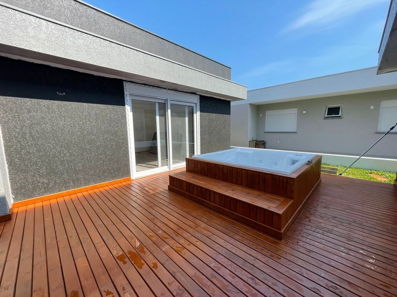 Casa à venda no condomínio Dubai: 2ª foto da galeria de imagens do imóvel