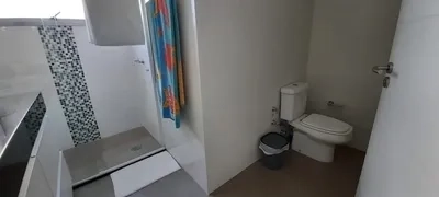 Sobrado beira lago no condomínio Malibu: 22ª foto da galeria de imagens do imóvel