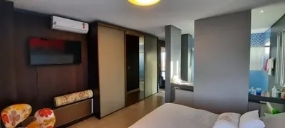 Sobrado beira lago no condomínio Malibu: 26ª foto da galeria de imagens do imóvel