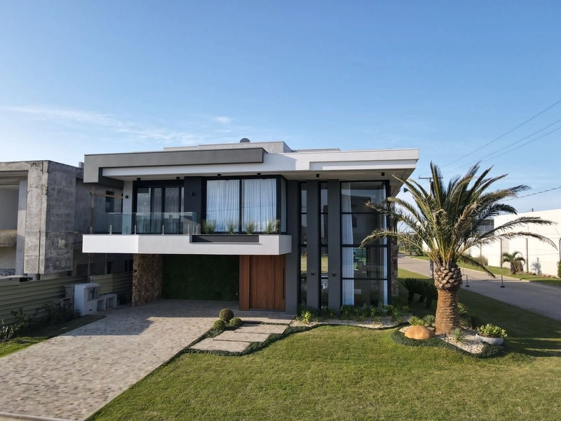 Casa à venda no condomínio Sense em Xangri-Lá: 2ª foto da galeria de imagens do imóvel