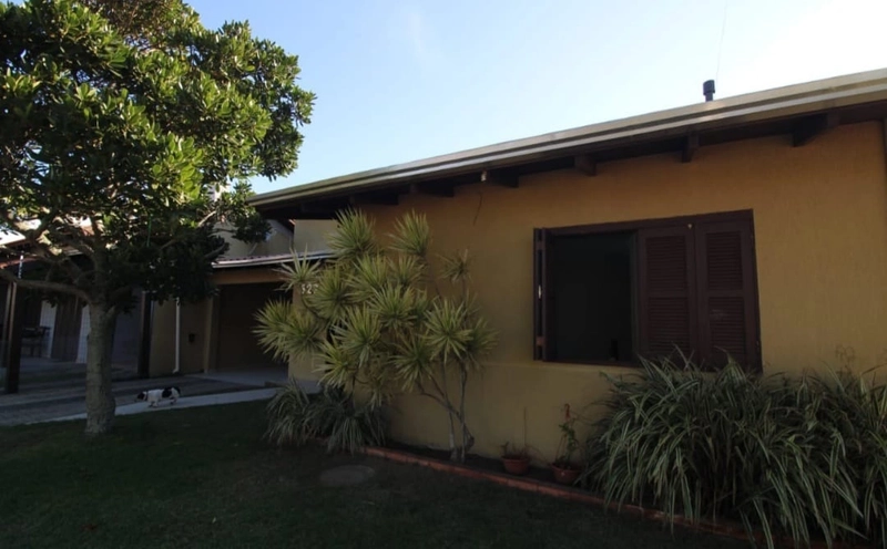 Casa à venda em Xangri-Lá: 2ª foto da galeria de imagens do imóvel