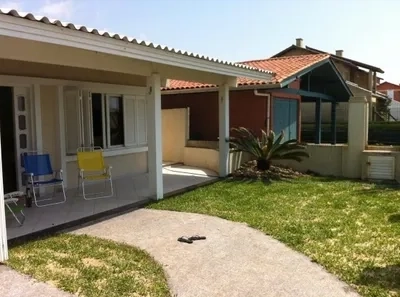 Casa à venda em Xangri-Lá: 1ª foto da galeria de imagens do imóvel