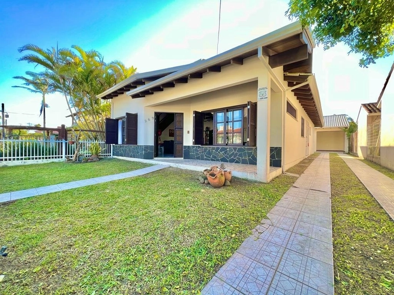 Casa à venda em Xangri-Lá